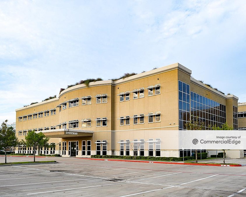 Clear Lake 251 & 253 Medical Center 251 West Medical Center Blvd